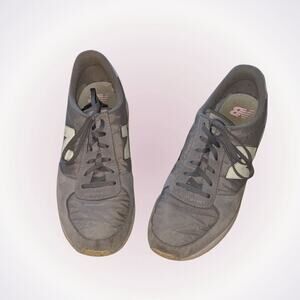 New Balance Gray Fashion Sneakers | Sz 9